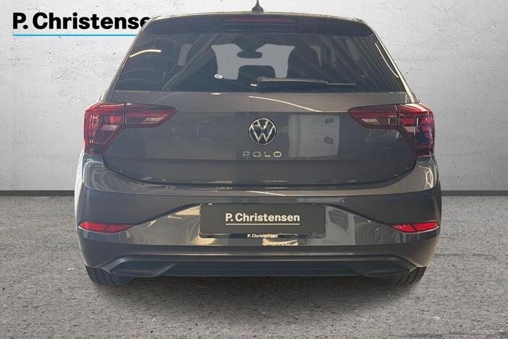 Grå VW Polo fra 2023