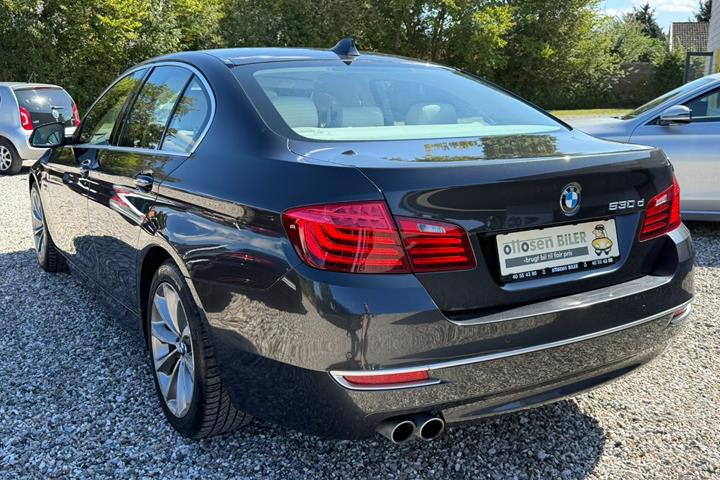 Grå BMW 530d fra 2014