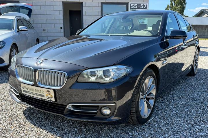 Grå BMW 530d fra 2014