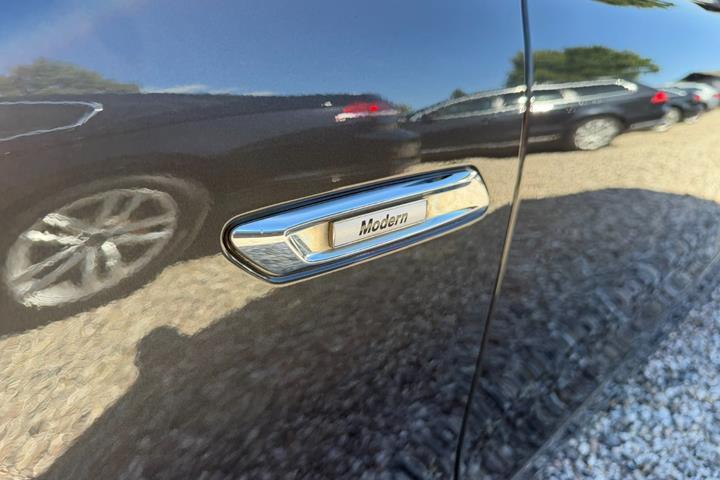 Grå BMW 530d fra 2014