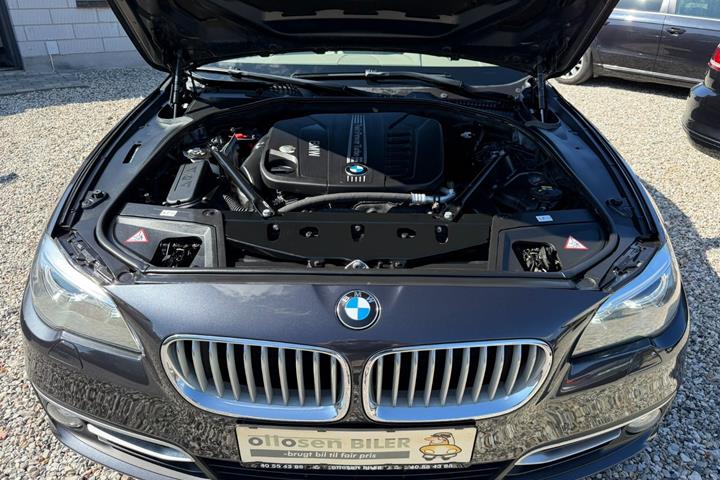 Grå BMW 530d fra 2014
