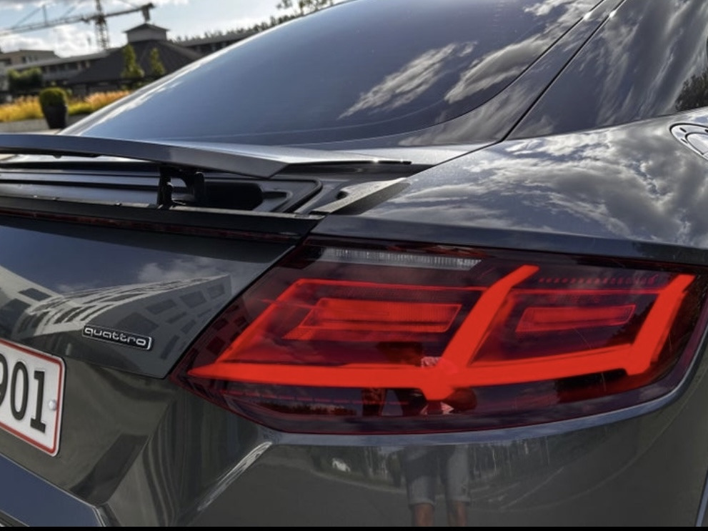 Grå Audi TT fra 2015