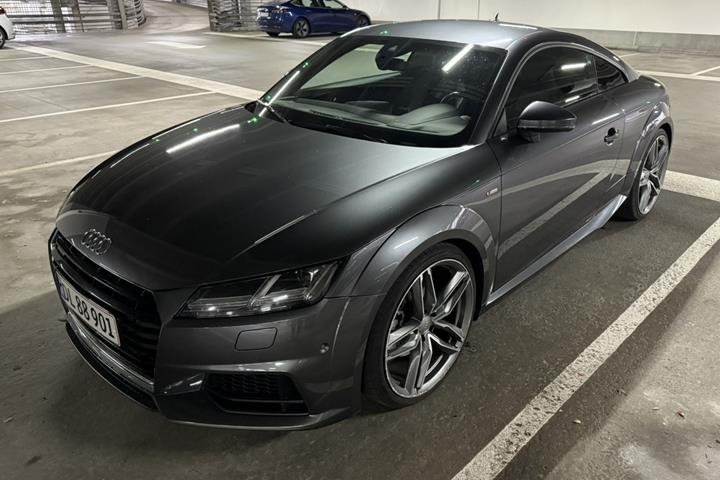 Grå Audi TT fra 2015