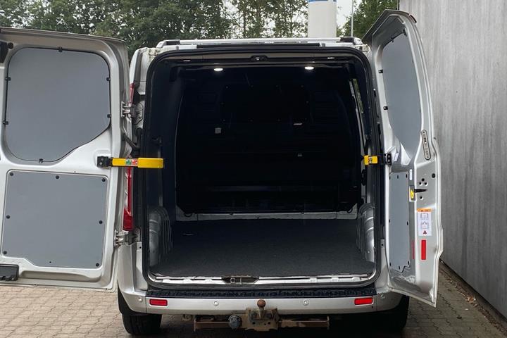 Sølv Ford Transit Custom fra 2019