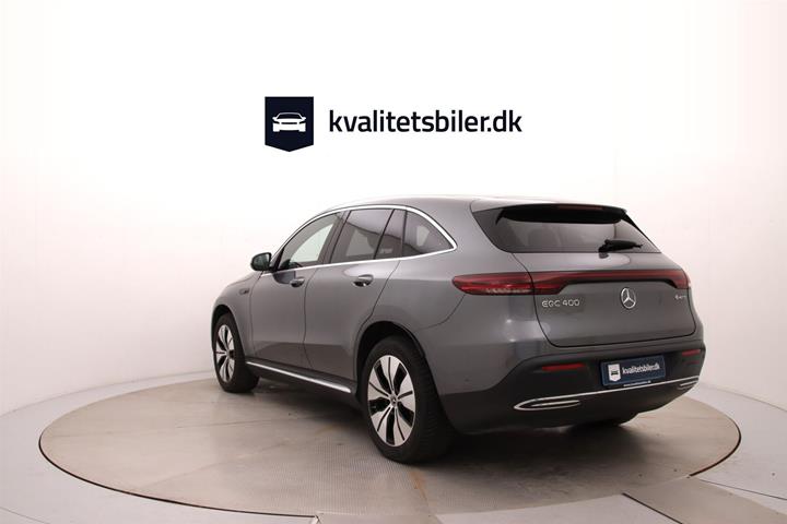 Grå Mercedes EQC 400 fra 2023
