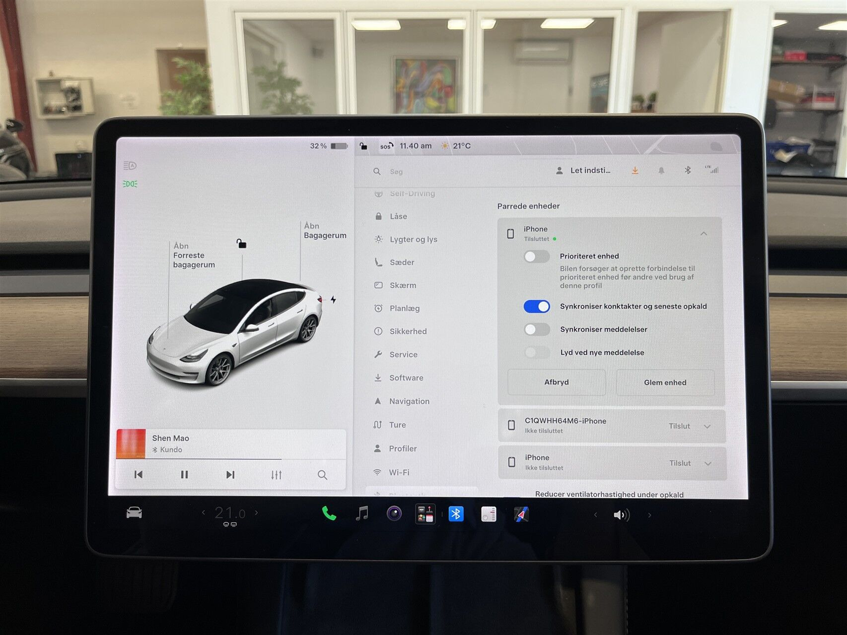 Hvid Tesla Model 3 fra 2021