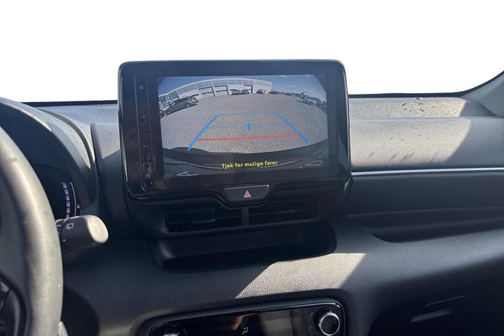 Sort Toyota Yaris fra 2025