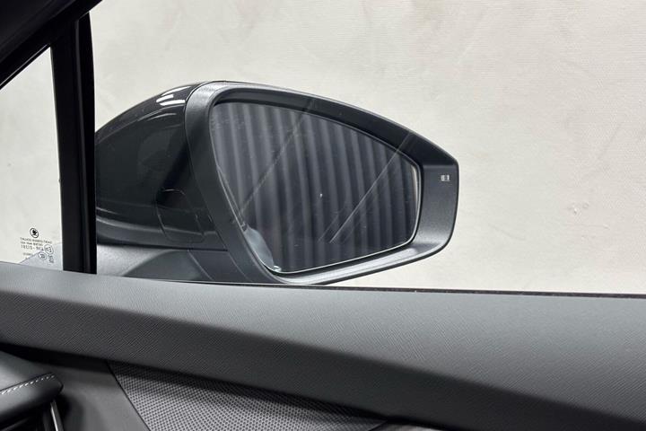 Grå Skoda Enyaq fra 2026