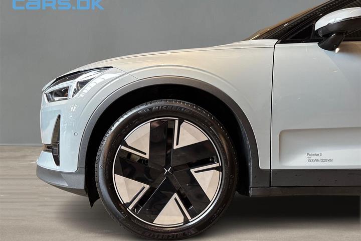 Grå Polestar 2 fra 2025