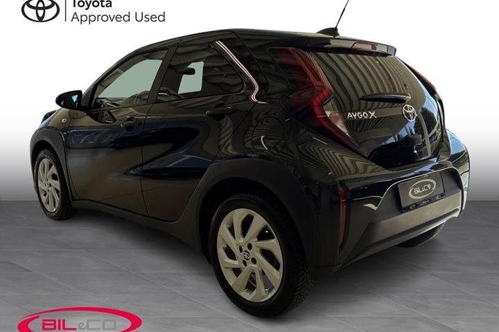 Sort Toyota Aygo X fra 2023