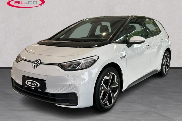 Hvid VW ID.3 fra 2022 set udefra