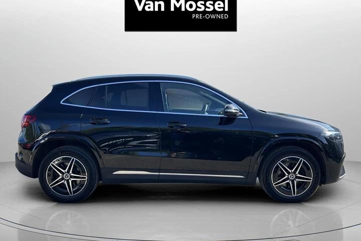 Sort Mercedes EQA 250+ fra 2024