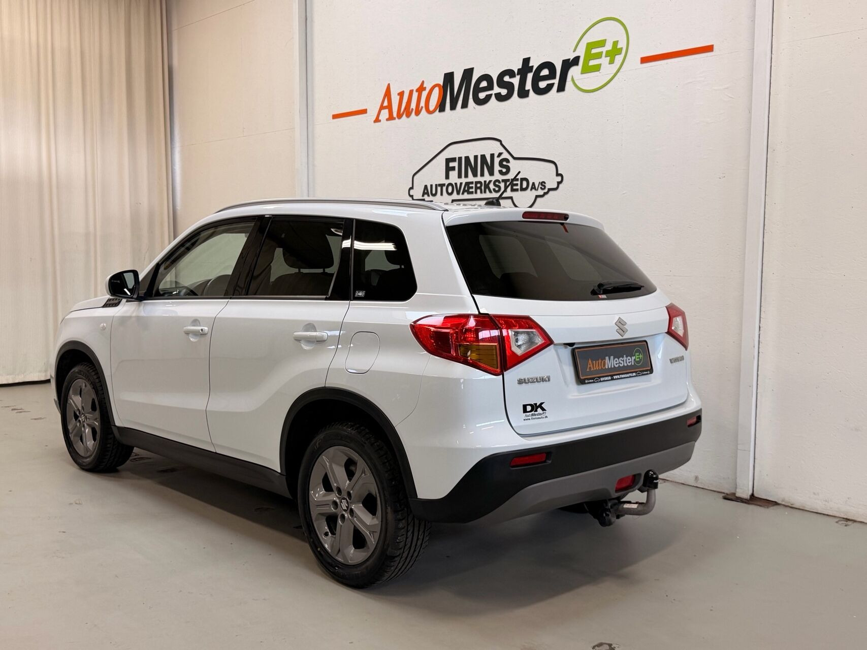 Hvid Suzuki Vitara fra 2017