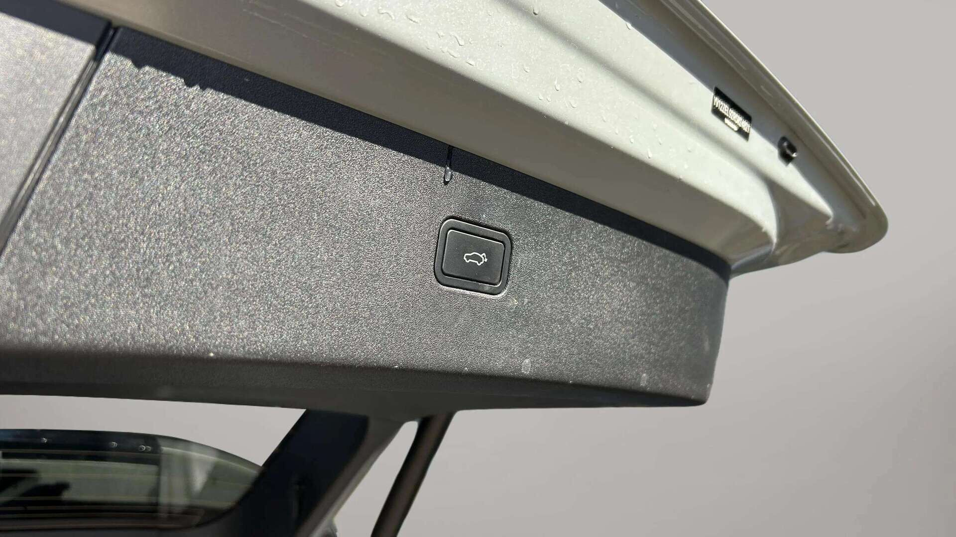 Grå Volvo EX30 fra 2024