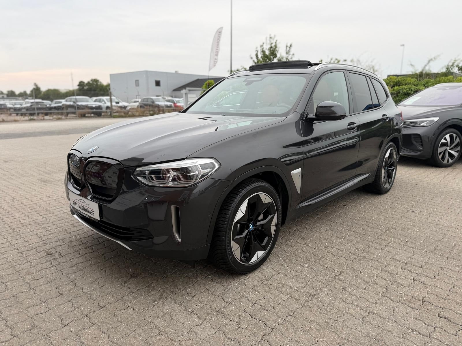 BMW iX3 Impressive