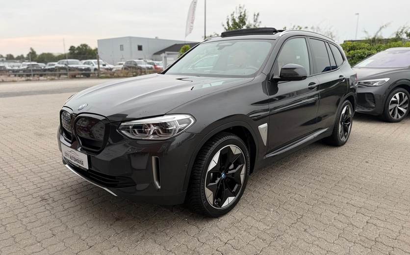 BMW iX3 Impressive