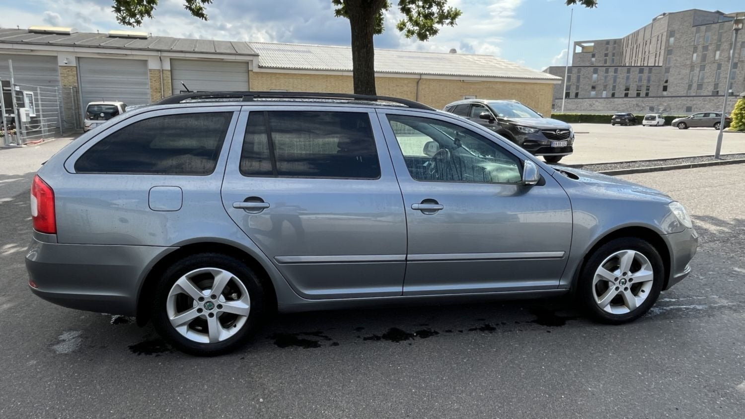 Skoda Octavia 1,6 TDi 105 Elegance Combi