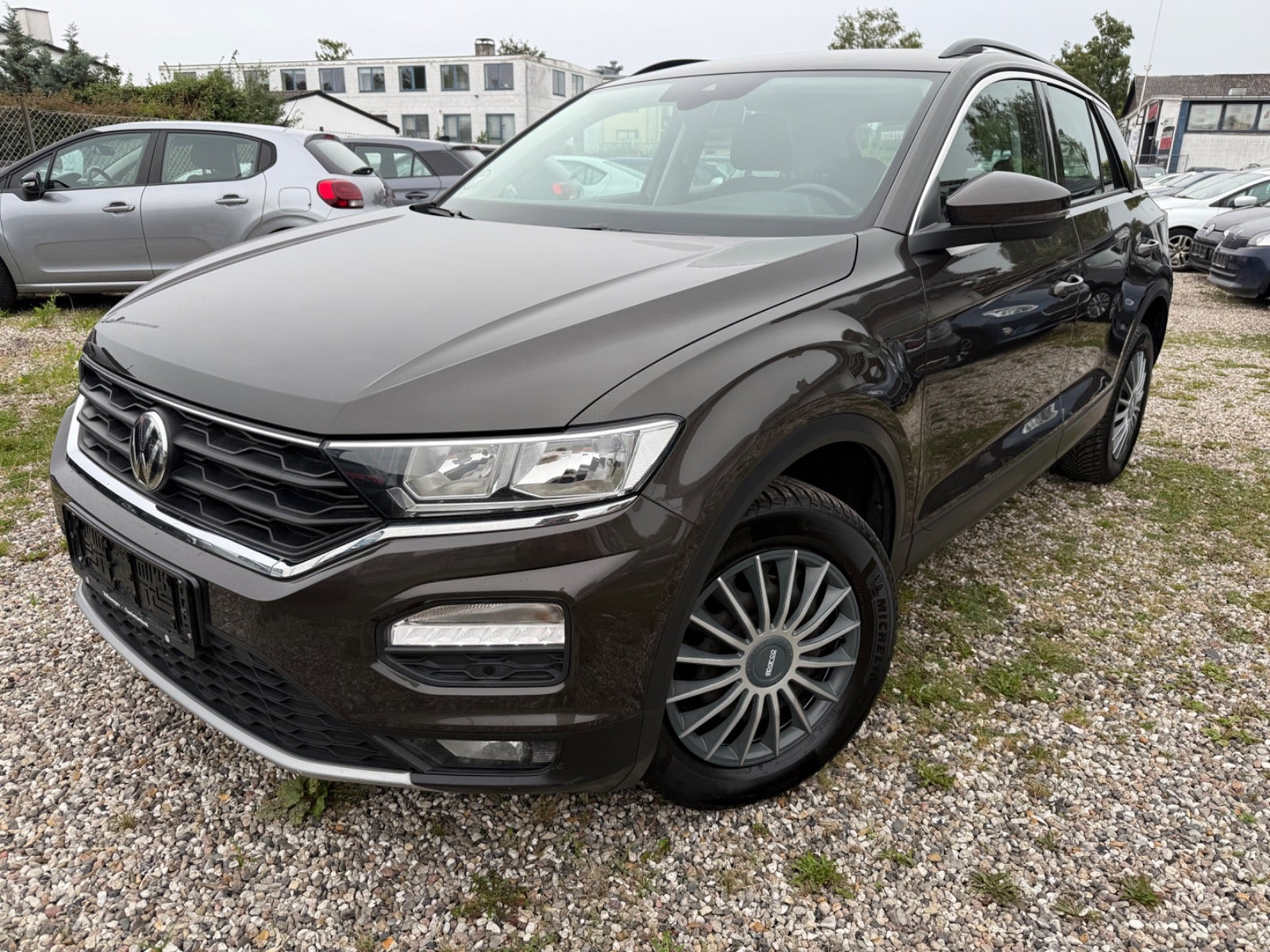 Brun VW T-Roc fra 2020