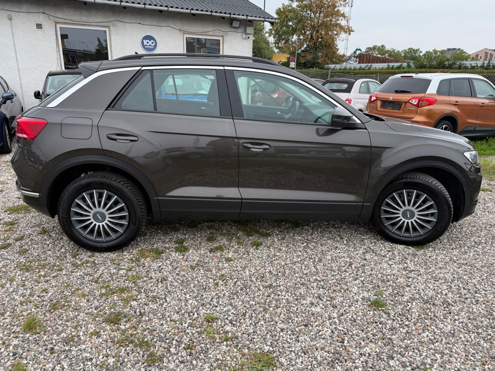 Brun VW T-Roc fra 2020