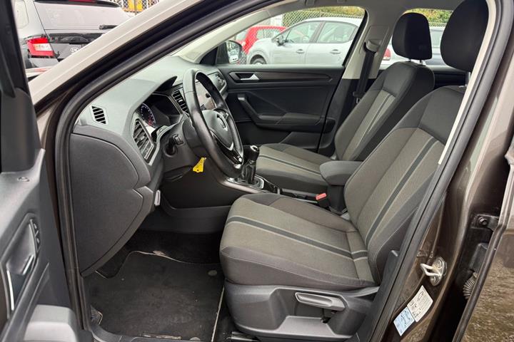 Brun VW T-Roc fra 2020