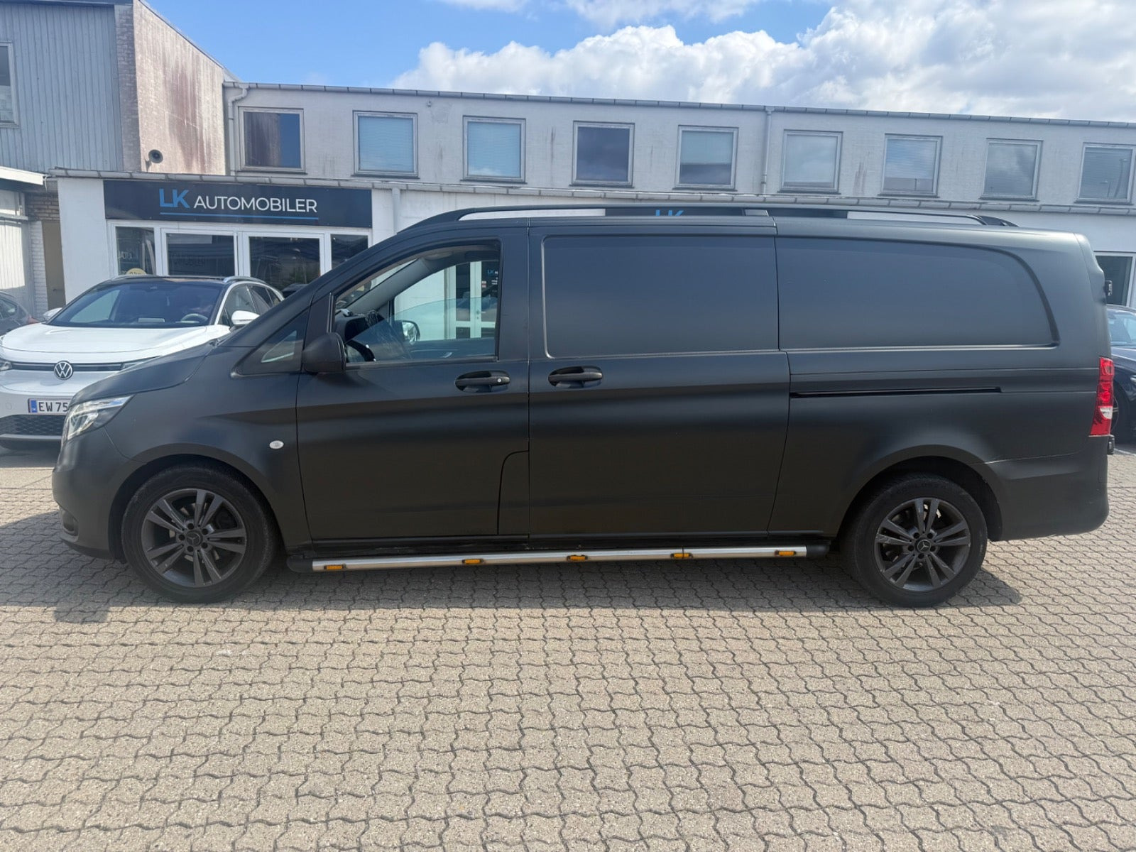 Hvid Mercedes Vito 114 fra 2019