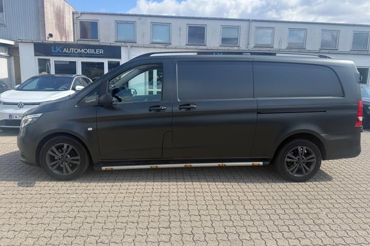 Hvid Mercedes Vito 114 fra 2019