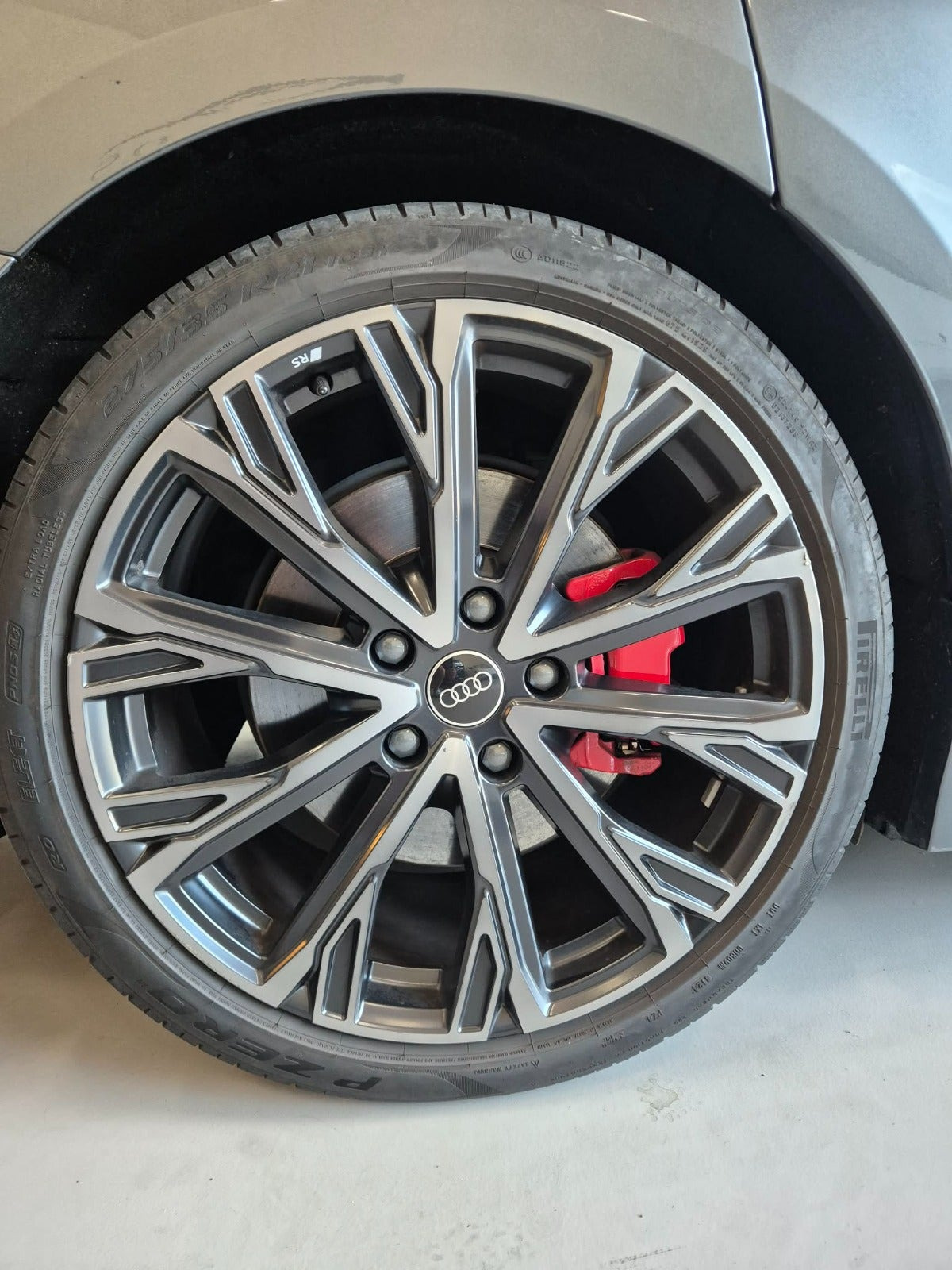 Sort Audi A6 e-tron fra 2025