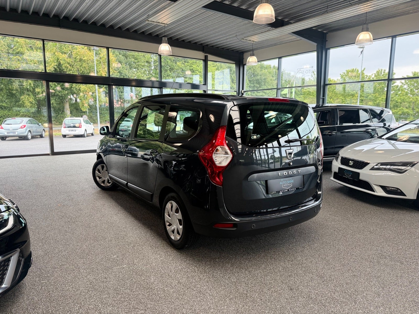 undefined Dacia Lodgy fra 2015