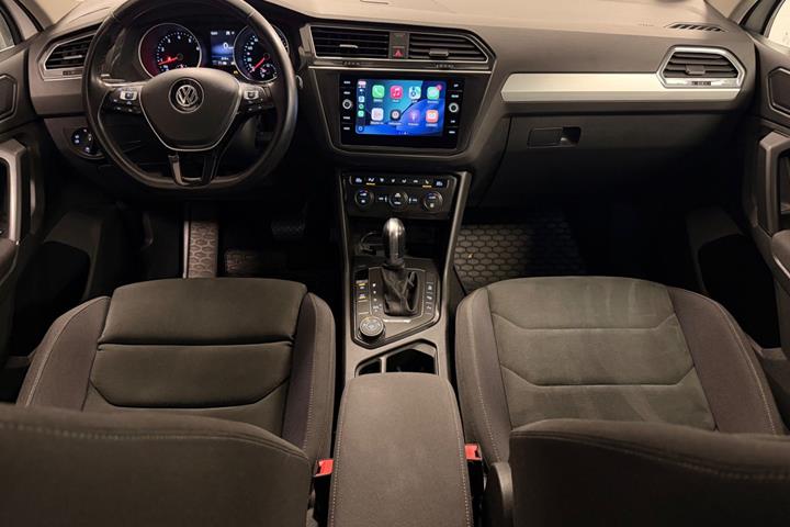 Hvid VW Tiguan fra 2018