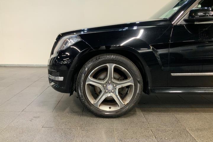 Sort Mercedes GLK220 fra 2014