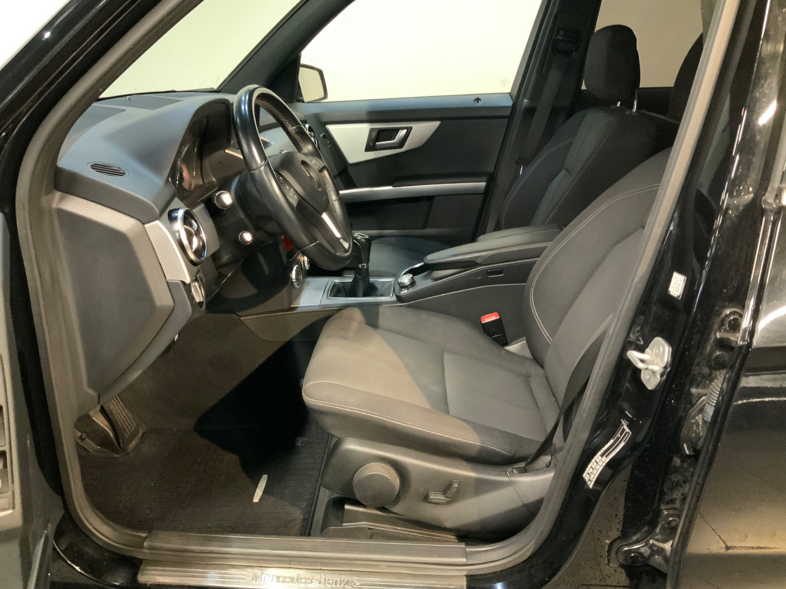 Sort Mercedes GLK220 fra 2014