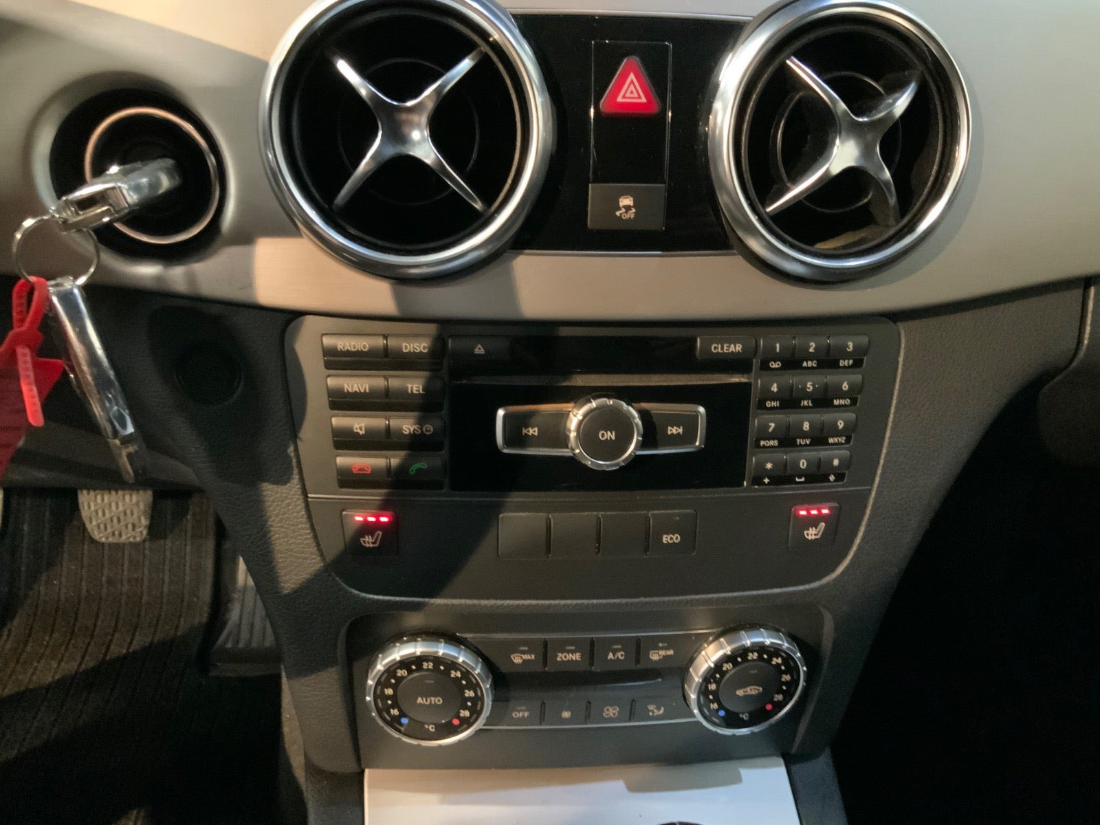 Sort Mercedes GLK220 fra 2014