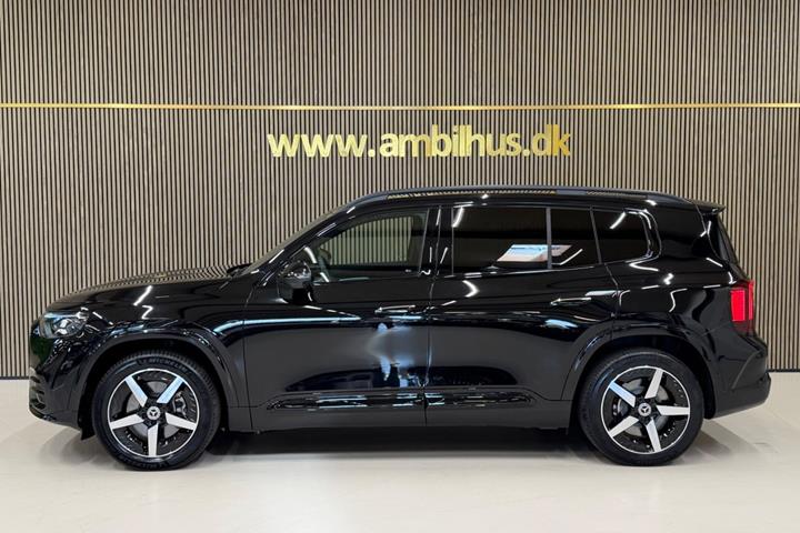 Sort Mercedes GLB250+ fra 2026