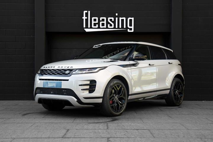 Grå Land Rover Range Rover evoque fra 2021 set udefra