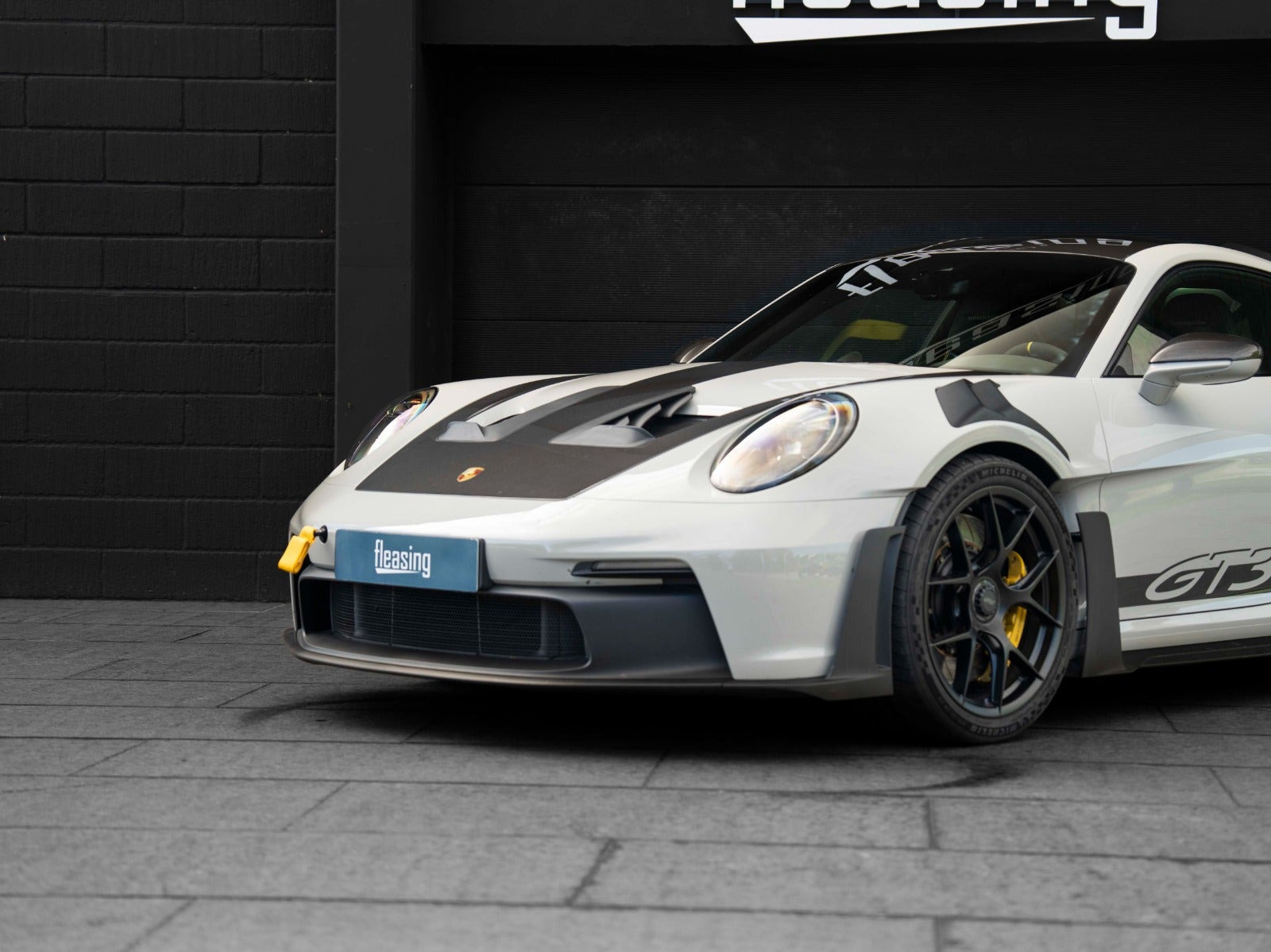 Grå Porsche 911 GT3 RS fra 2025
