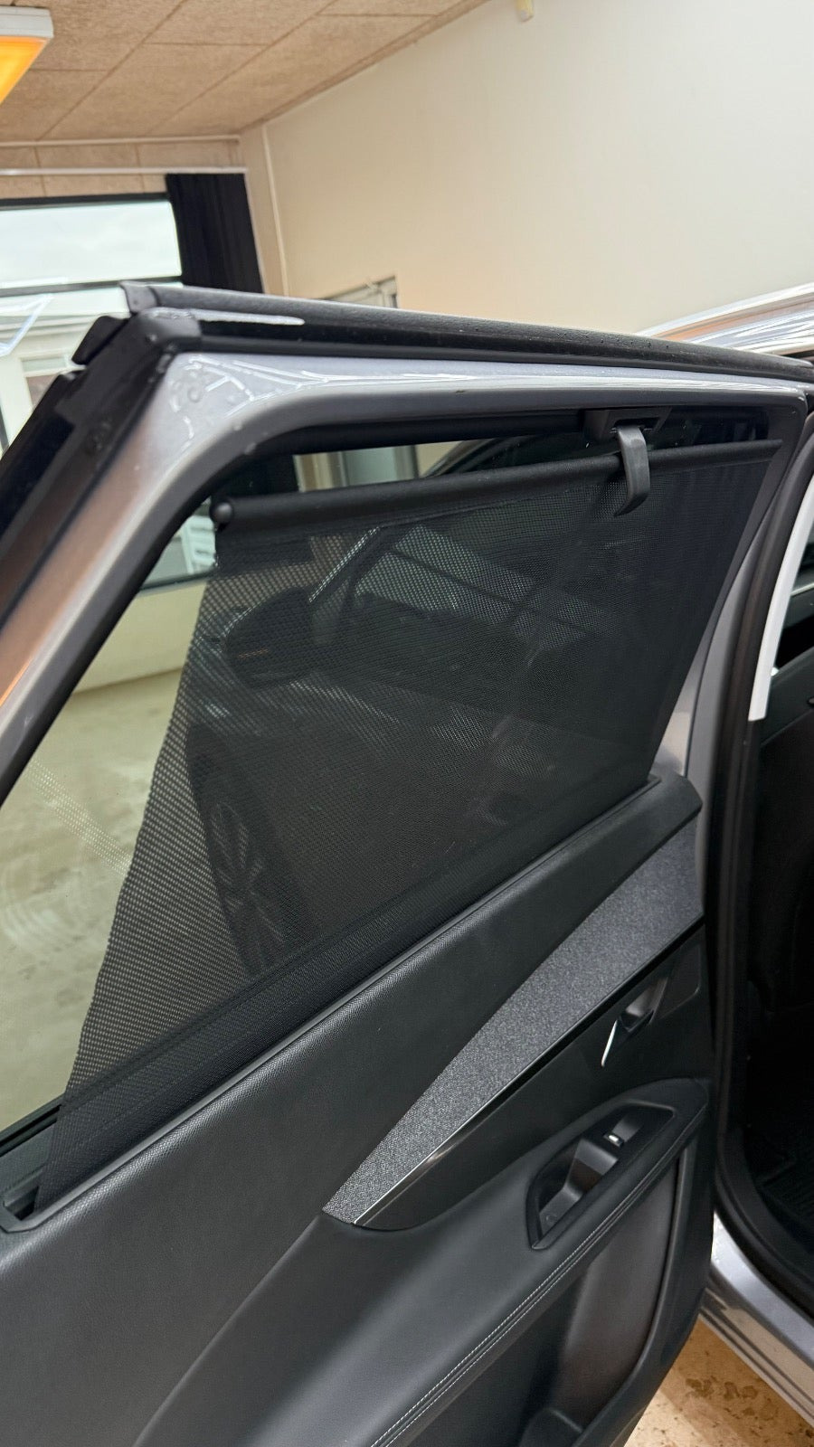 Grå Peugeot 5008 fra 2019