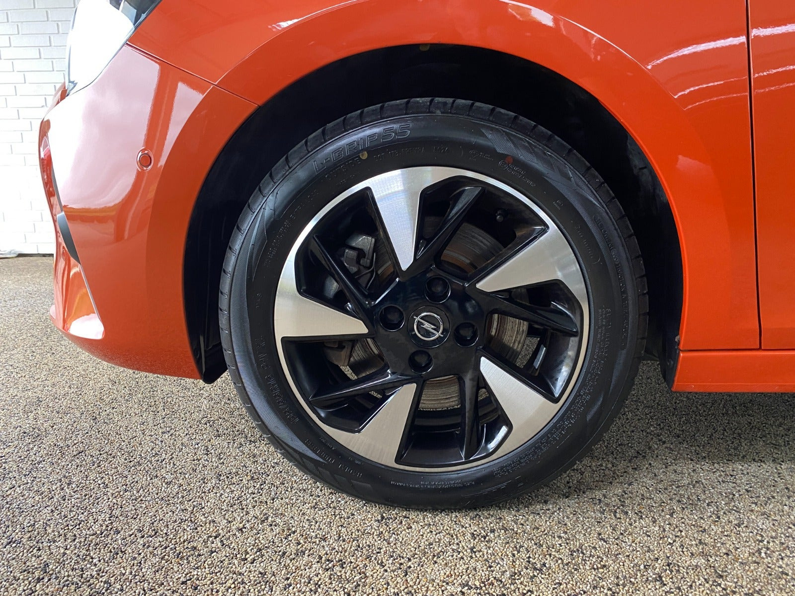 Orange Opel Corsa-e fra 2020