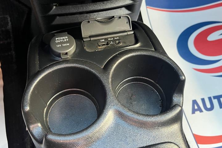 Grå Kia Picanto fra 2008