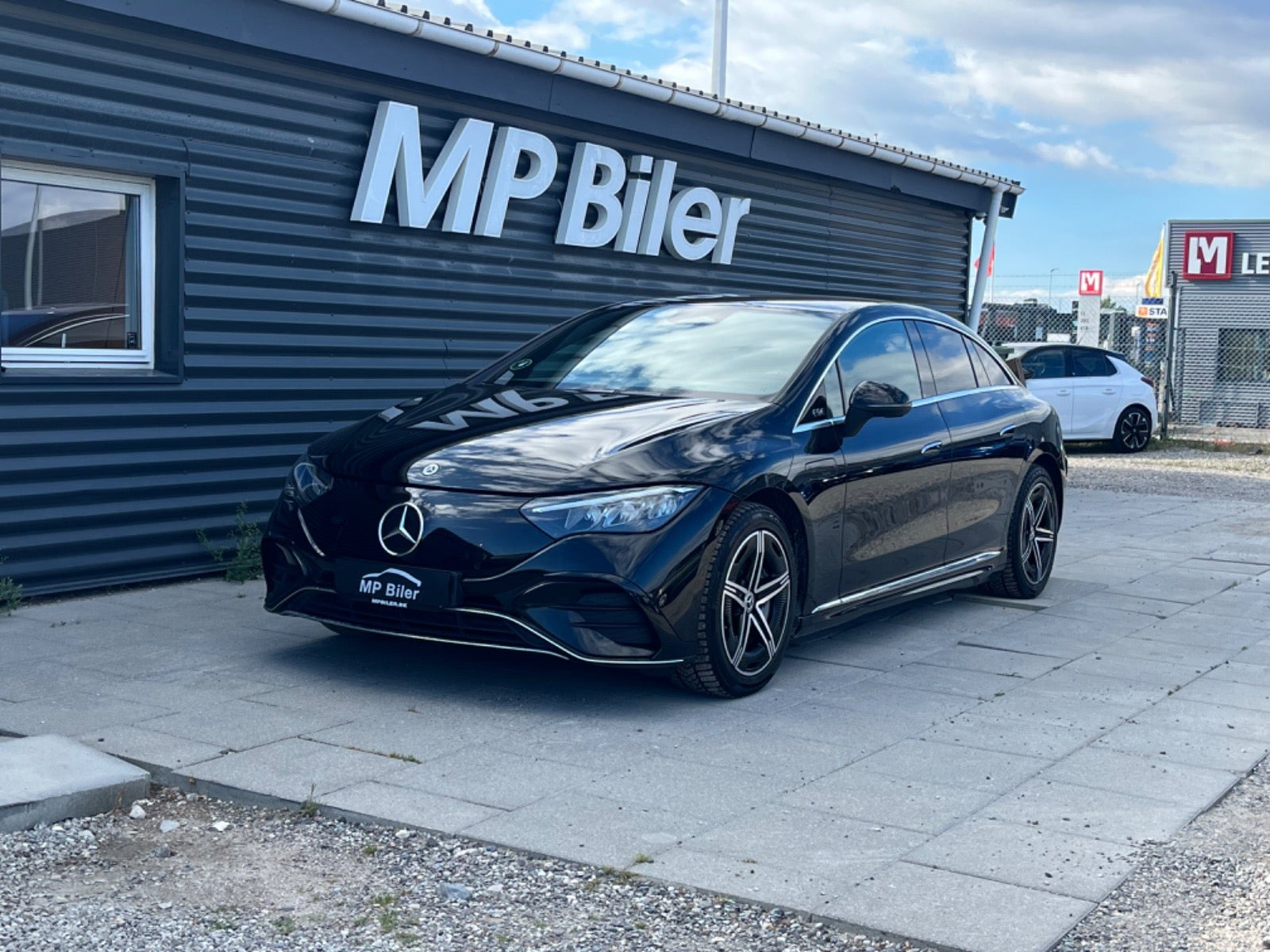 Mercedes EQE300 AMG Line