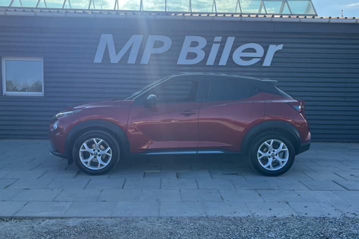 Rød Nissan Juke fra 2019