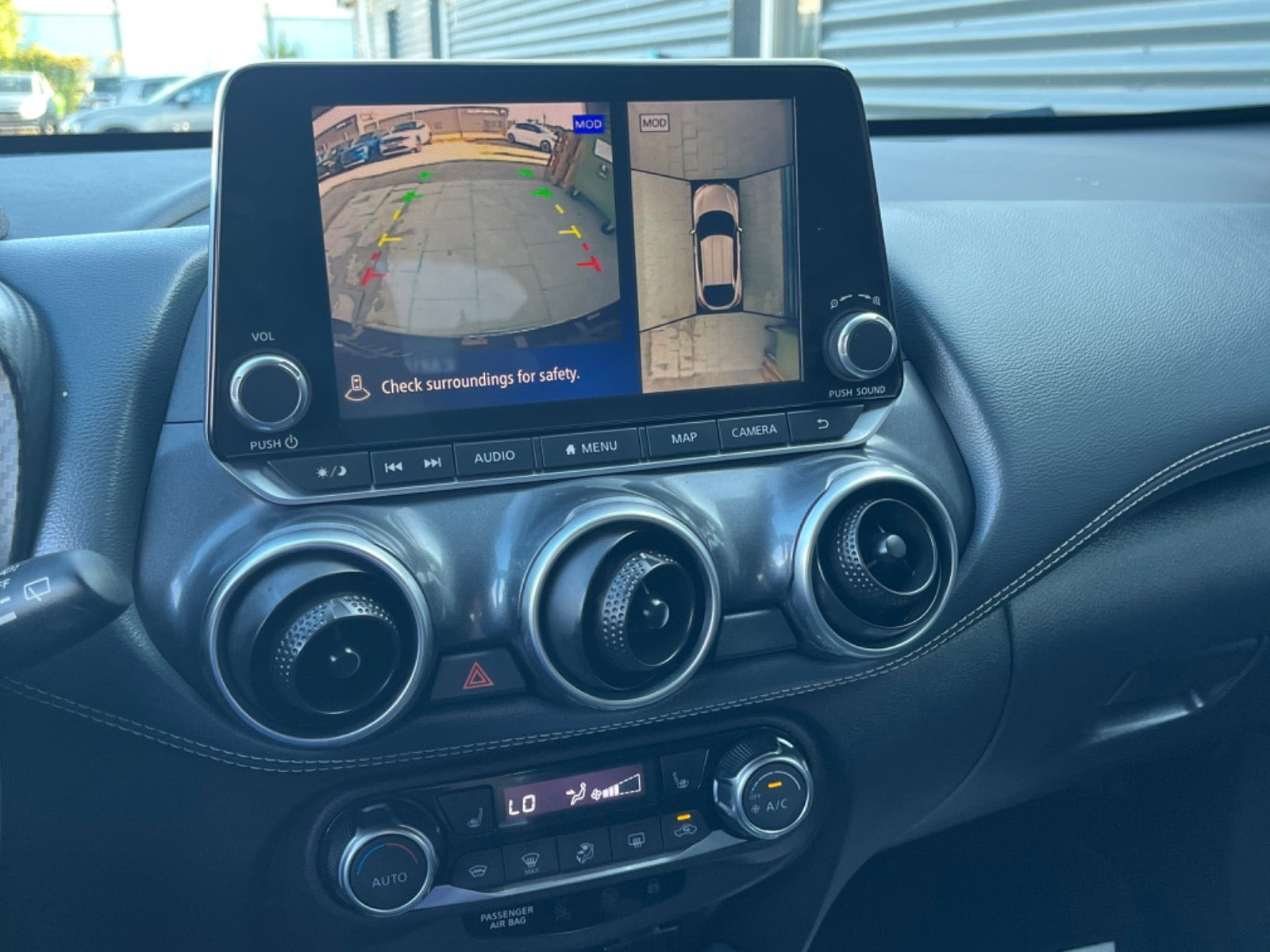 Rød Nissan Juke fra 2019