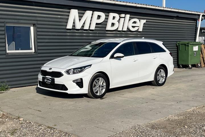 Hvid Kia Ceed fra 2021