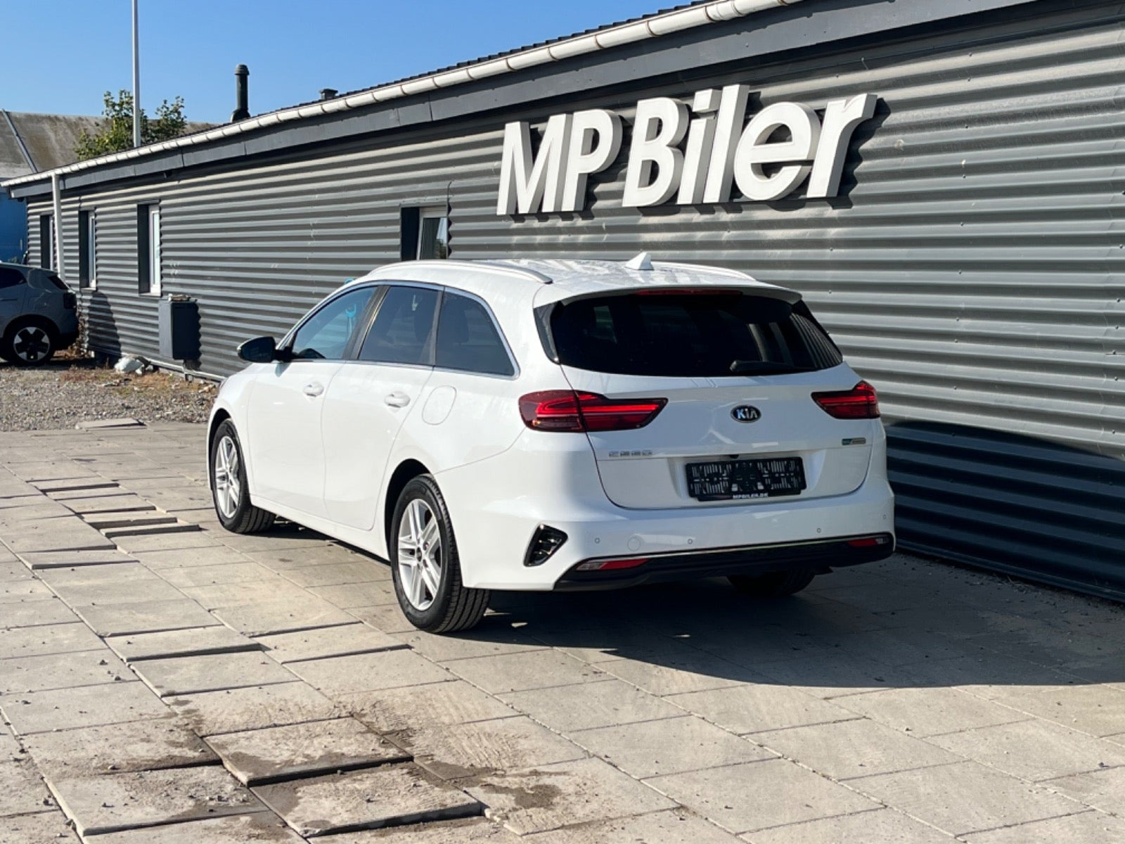 Hvid Kia Ceed fra 2021