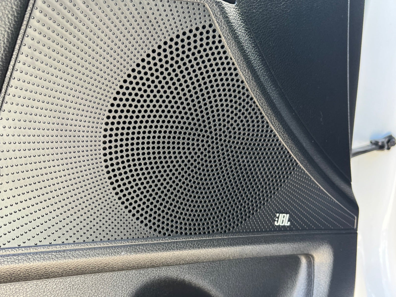 Hvid Kia Ceed fra 2021
