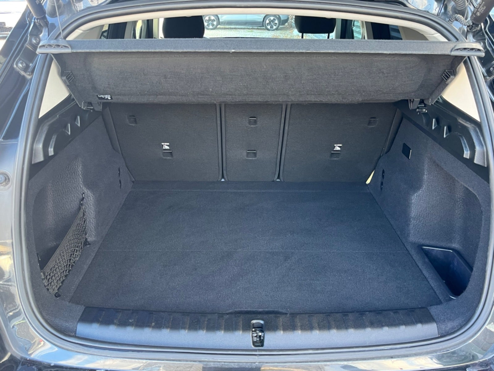 Sort BMW iX1 fra 2023