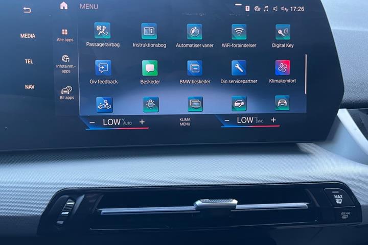 Sort BMW iX1 fra 2023