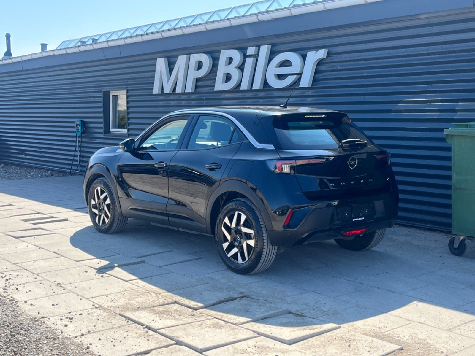Sort Opel Mokka-e fra 2024