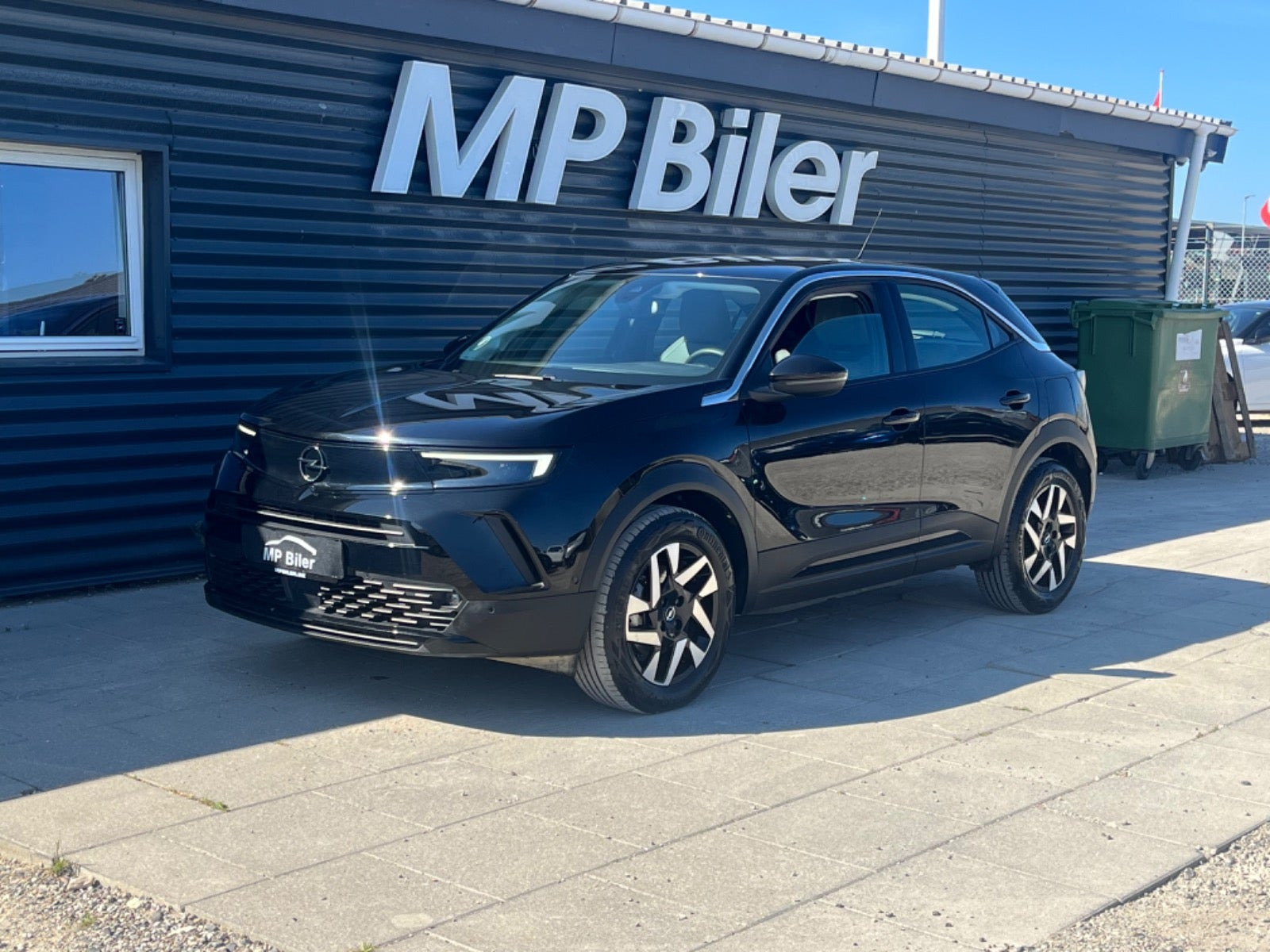 Sort Opel Mokka-e fra 2024