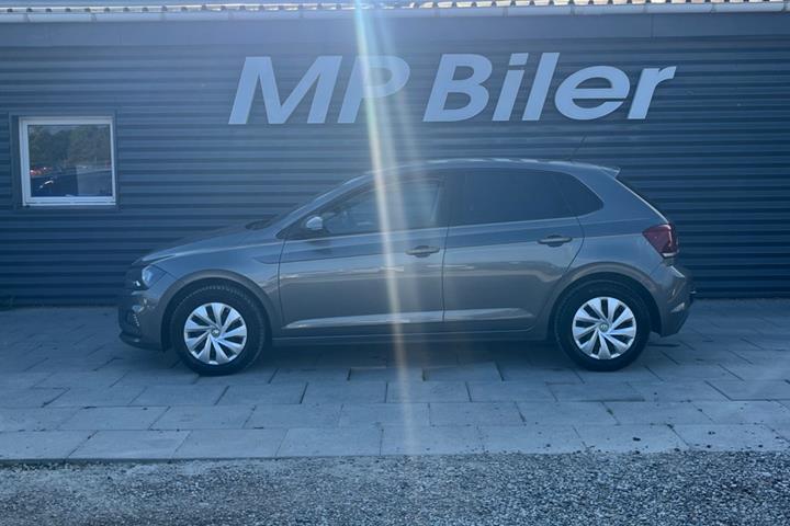 Grå VW Polo fra 2018