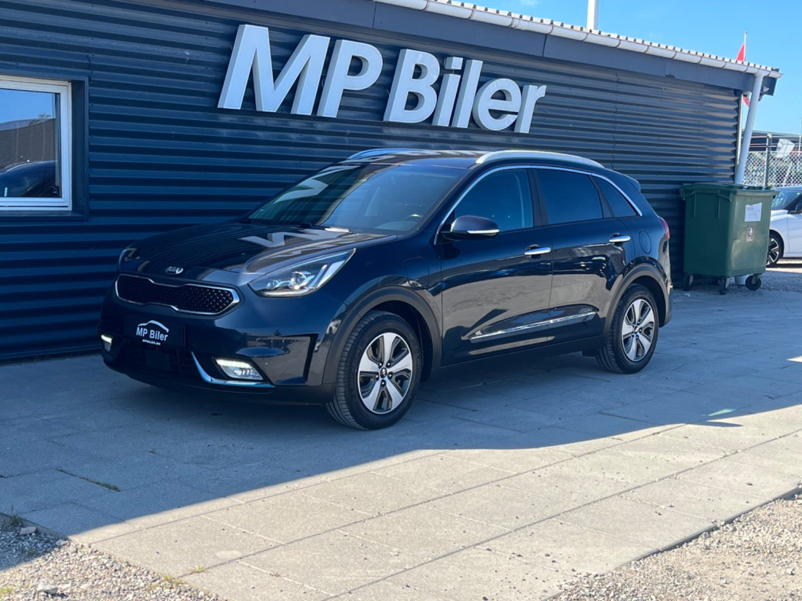 Blå Kia Niro fra 2019
